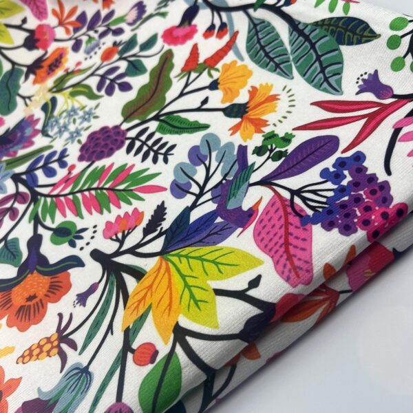 Botanical floral print upholstery fabric – digital printed 100% polyester (140 cm / 55")