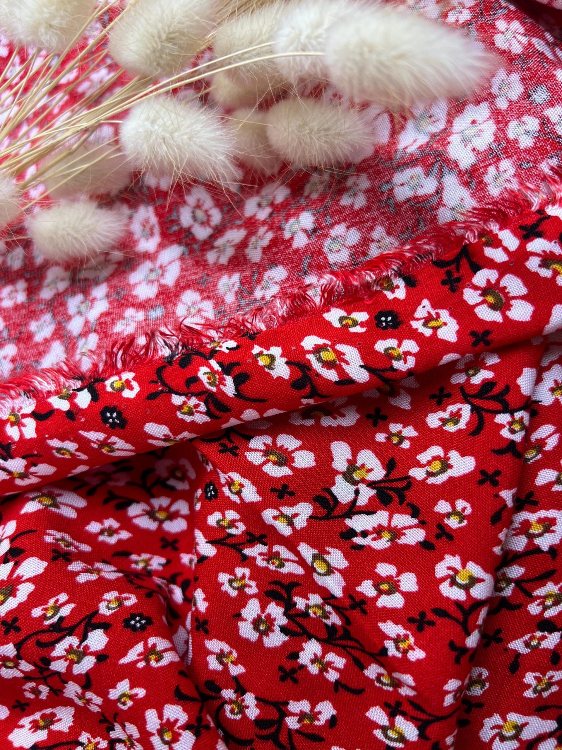 Floral cotton viscose fabric by the yard, lightweight printed viscose for dresses skirts blouses, breathable sewing fabric 150 cm wide – view 8