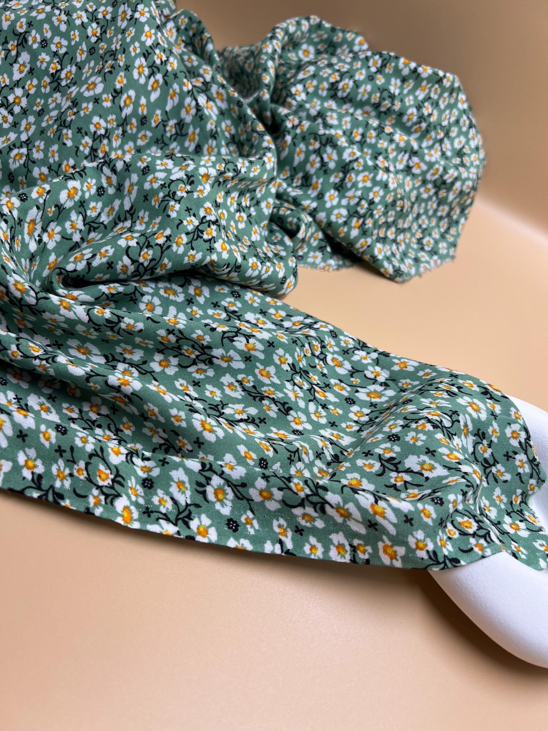 Floral cotton viscose fabric by the yard, lightweight printed viscose for dresses skirts blouses, breathable sewing fabric 150 cm wide – view 20