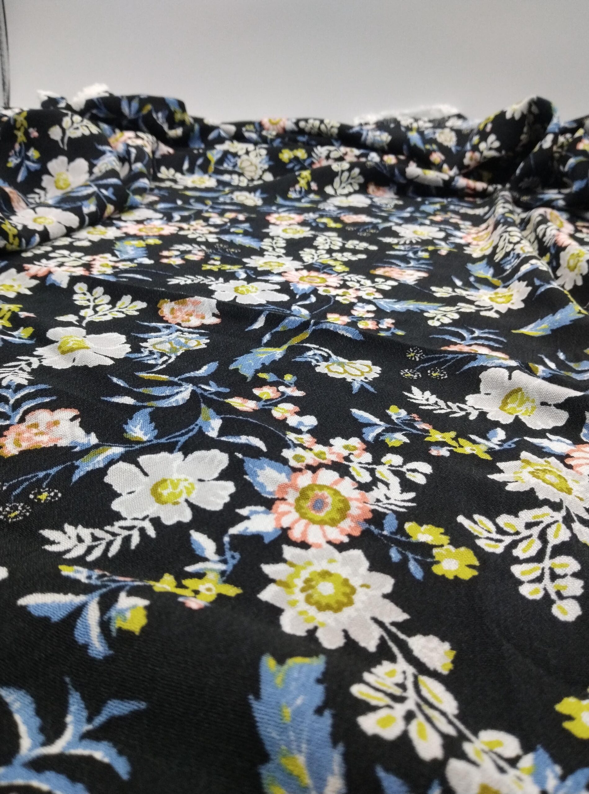 Floral Crinkle Viscose Cotton Fabric by the Yard, Lightweight Drapey Dress Fabric, (140 cm / 55") Wide