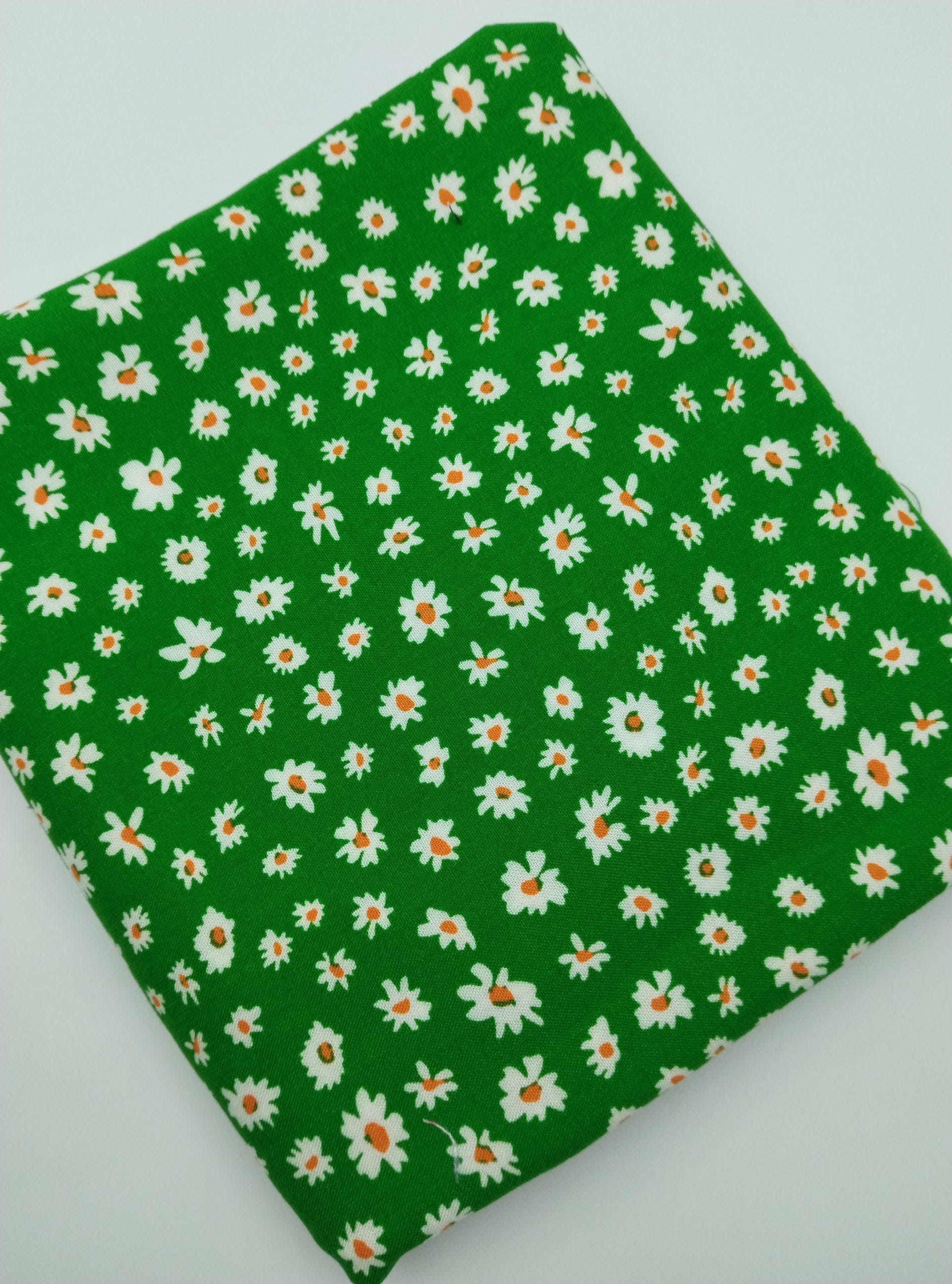 Green Daisy Floral Viscose Cotton Fabric by the Yard, Soft Summer Dress Fabric, (150 cm / 59") Wide, Sold by the Meter – view 10