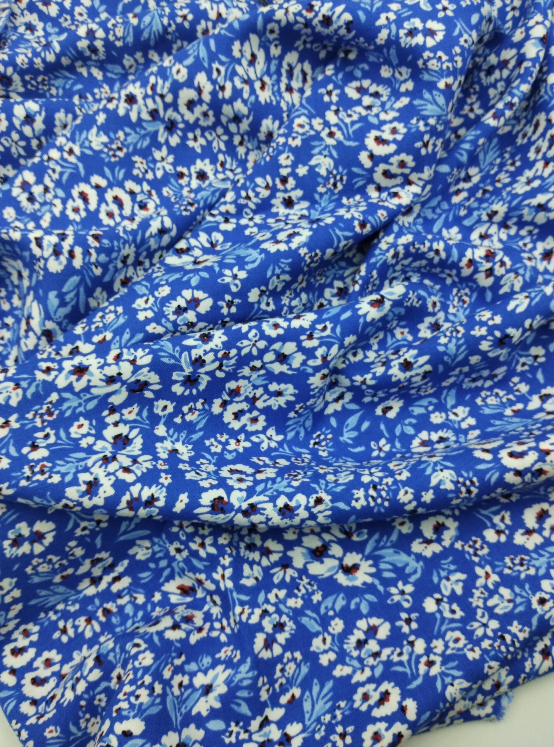 Blue Floral Cotton Viscose Fabric by the Yard, Lightweight Summer Dress Fabric, (150 cm / 59") Wide, Sold by the Meter – view 5