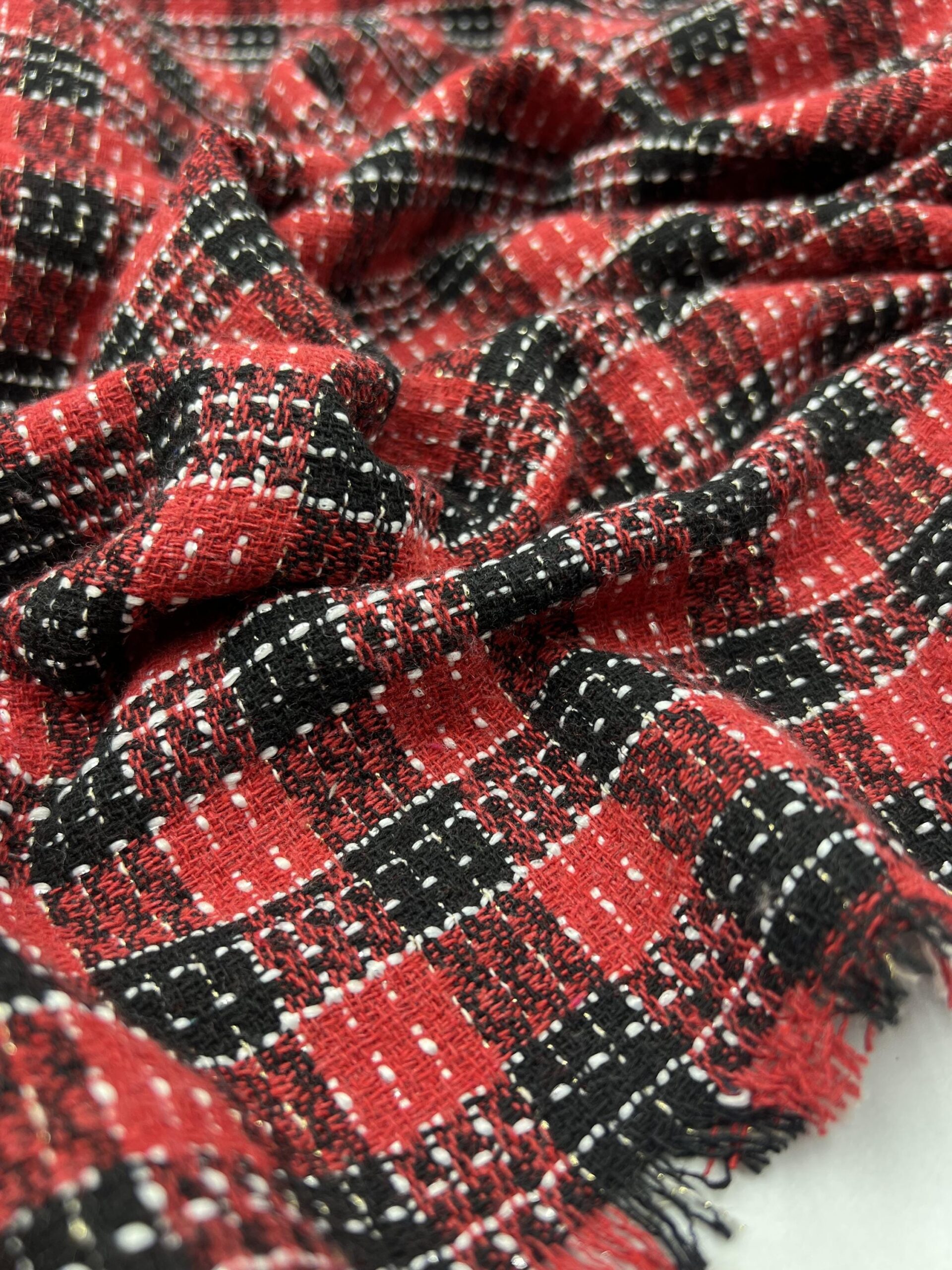 Red Black Buffalo Check Tweed Fabric, Bold Plaid Boucle with White Stitch 500g Winter Weight per Meter, Lumberjack Tartan for Coat Jacket